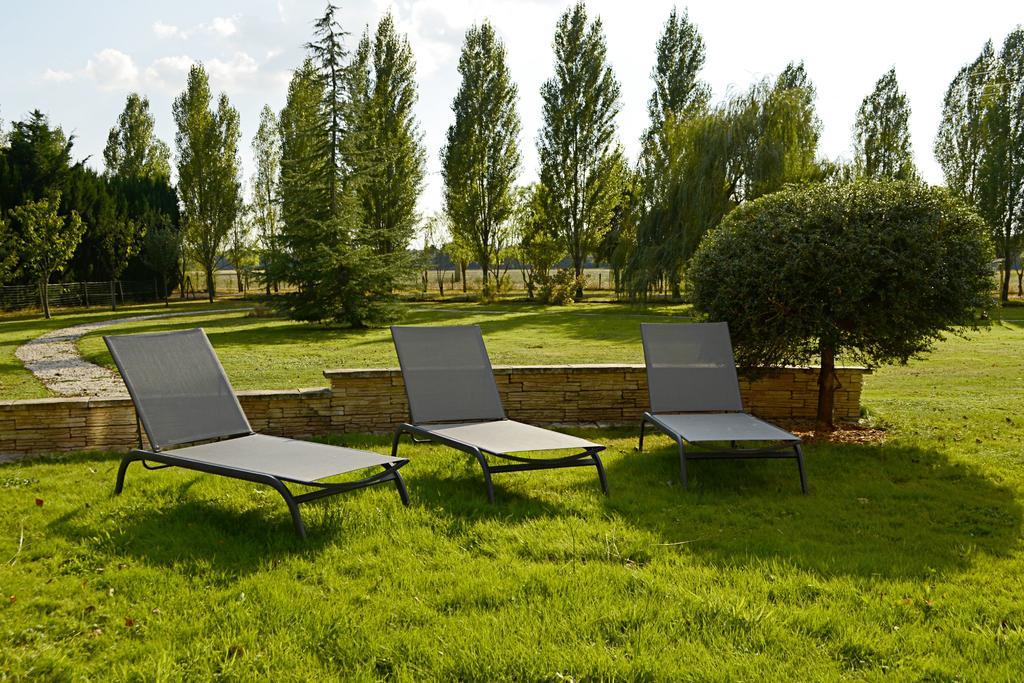 Le Clos Leonard Amboise Exteriör bild