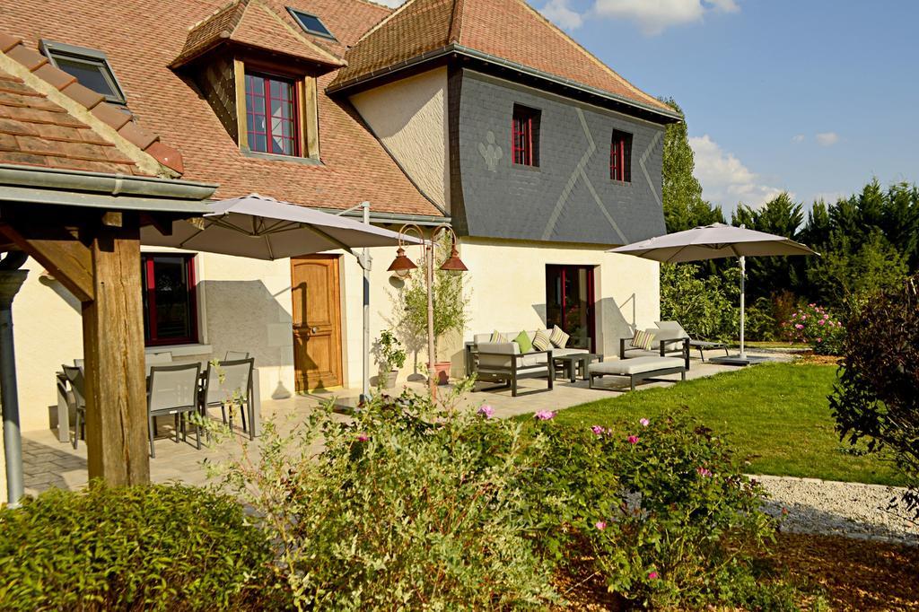 Le Clos Leonard Amboise Exteriör bild