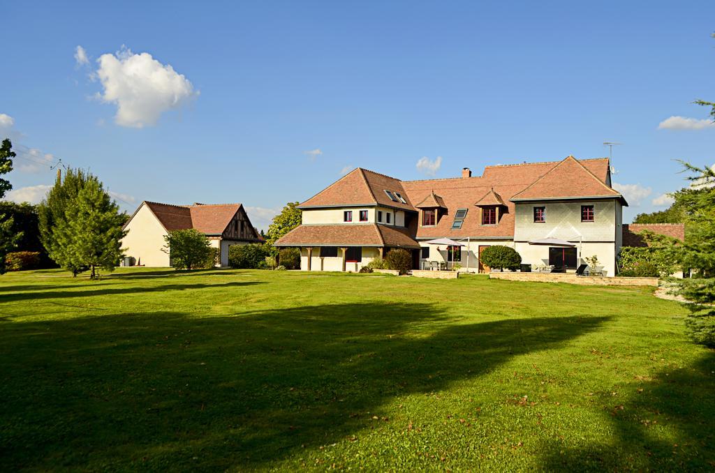 Le Clos Leonard Amboise Exteriör bild