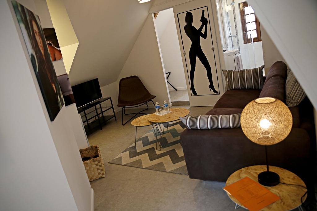 Le Clos Leonard Amboise Exteriör bild