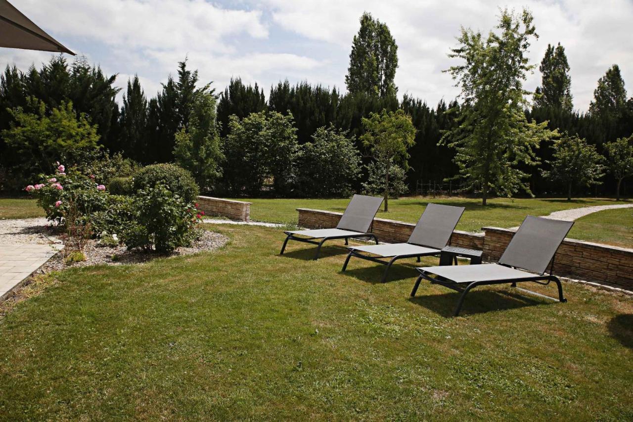 Le Clos Leonard Amboise Exteriör bild