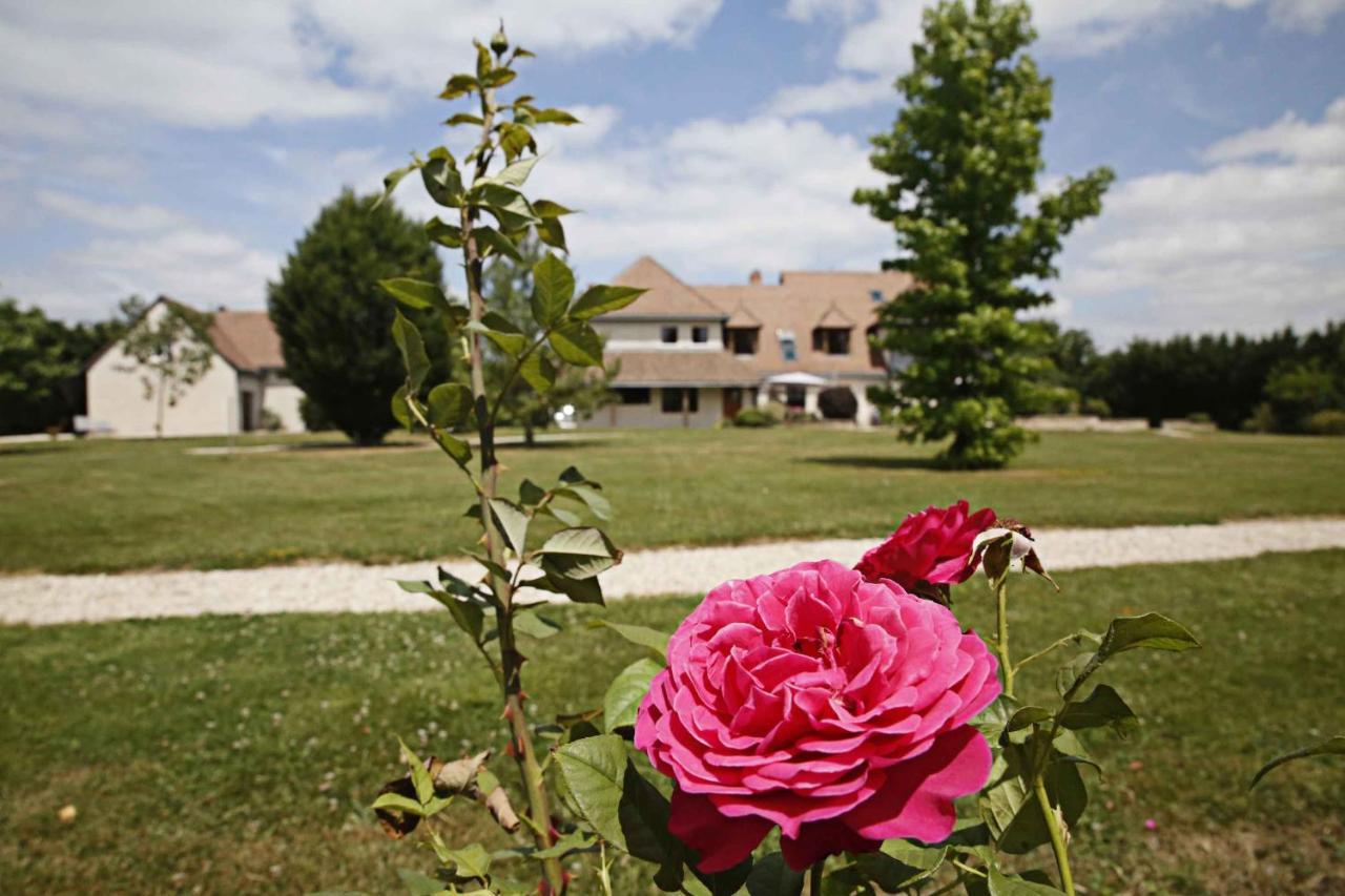 Le Clos Leonard Amboise Exteriör bild
