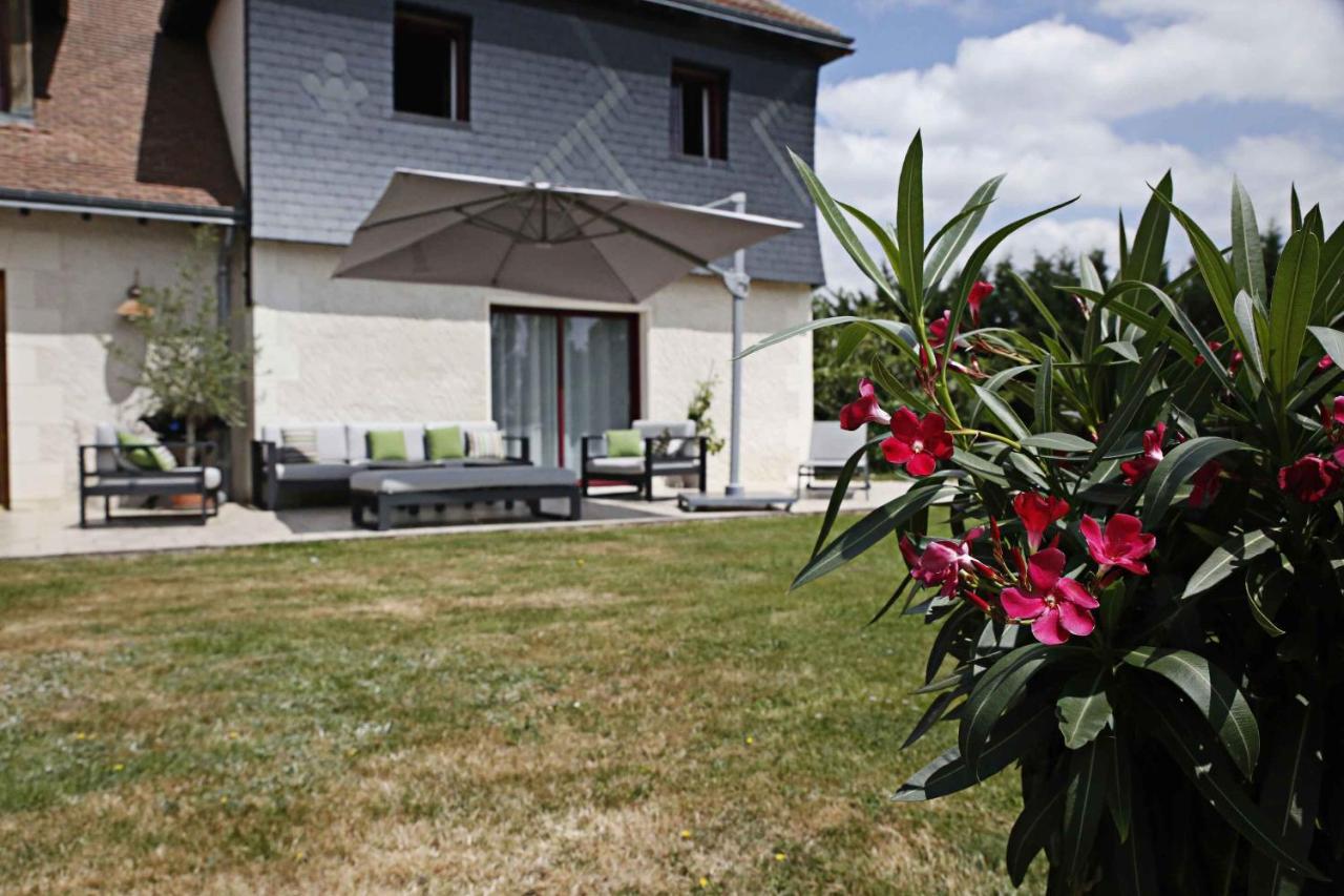 Le Clos Leonard Amboise Exteriör bild